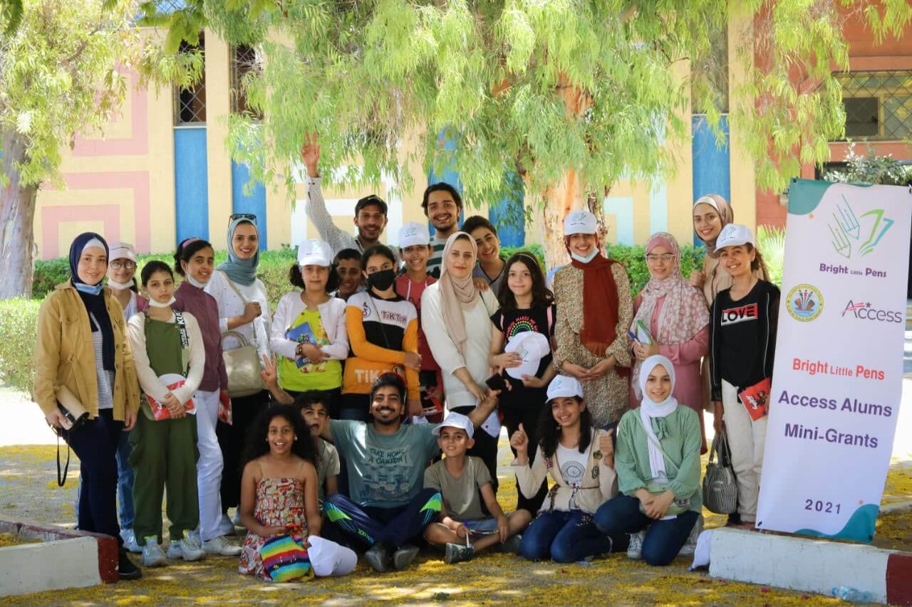 Saja Redwan posing for a group photo with her fellow mentors as part of the Bright Pens programme.